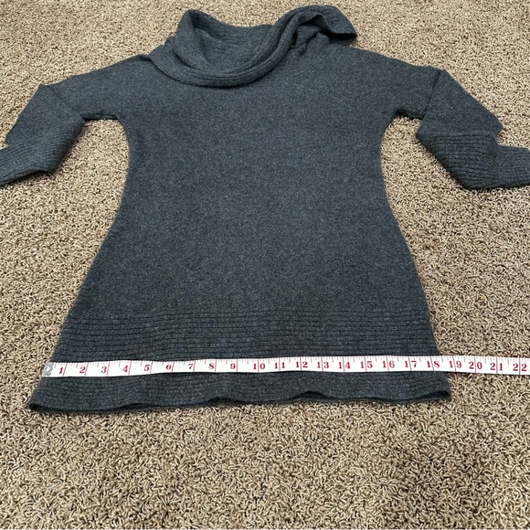 Athleta Cashmere Gray Cowl Neck Sweater size medium - Picture 8 of 11